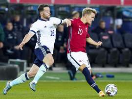 Odegaard se lesionou com a Noruega e desfalcará o Rael Madrid. EFE