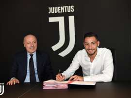De Sciglio será el sustituto de Dani Alves. JuventusFC