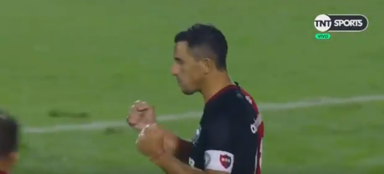 Maxi Rodriguez De Penalti En El 98 Paso A La Historia Del Futbol Argentino Besoccer