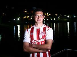 Maximiliano Lovera, nouveau joueur de l'Olympiacos. Twitter/Olympiacos
