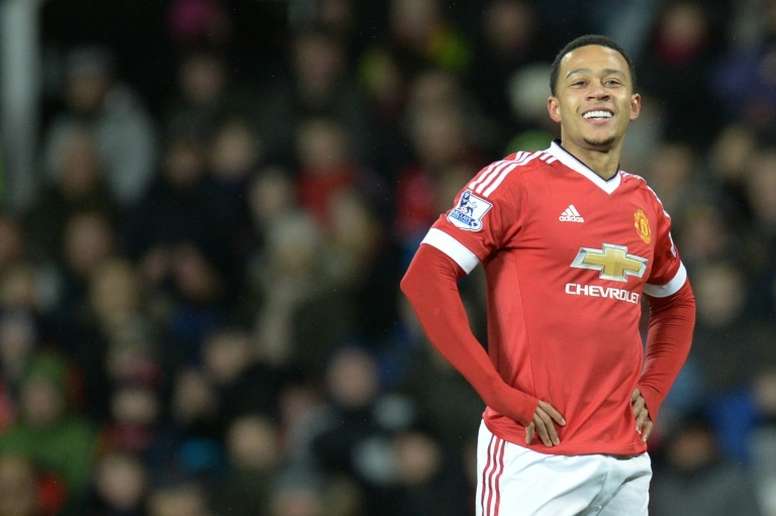 Manchester United Turn Down Second Lyon Bid For Memphis Depay Besoccer