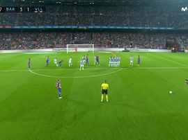 Messi segna il 3-1 direttamente su punizione. Captura/Movistar+LaLiga