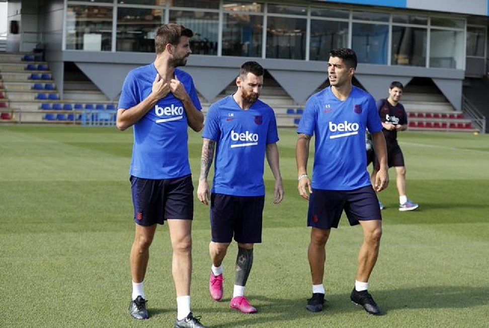 Deux titulaires de Barcelone très incertains pour le match face à l'Inter Deux titulaires de Barcelone très incertains pour le match face à l'Inter