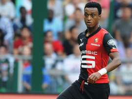 Mexer amplía su vinculación con el Rennes hasta junio de 2019. Twitter