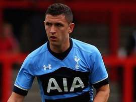 Milos Veljkovic, durante un partido con el Tottenham. Twitter