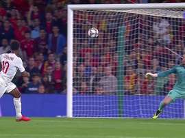 Sterling and Rashford broke their scoring ducks against Spain. Captura/TVE