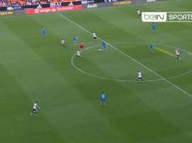 Gran jugada entre Damián Suárez y Remy. Captura/BeINSports