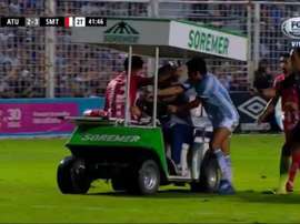 El delantero trató de acortar el proceso. Captura/FOXSports