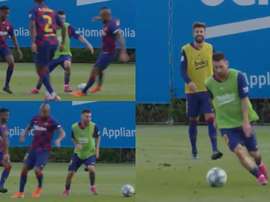 Dribles, sorrisos e gols... ninguém segurou Messi no treino. Capturas/FCBArcelona