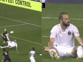 Higuaín debutó en la MLS con una chilena al poste. Capturas/MLS