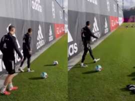 Lewandowski scored twice from behind the by-line! Screenshot/Bayern