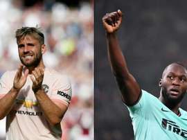 El 'palo' de Shaw a Lukaku tras la eliminación del Inter. Montaje/AFP