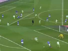 Burgstaller marcó el 1-0 para el Schalke. Captura