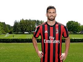 Musacchio podría vestir los colores del Genoa. ACMilan