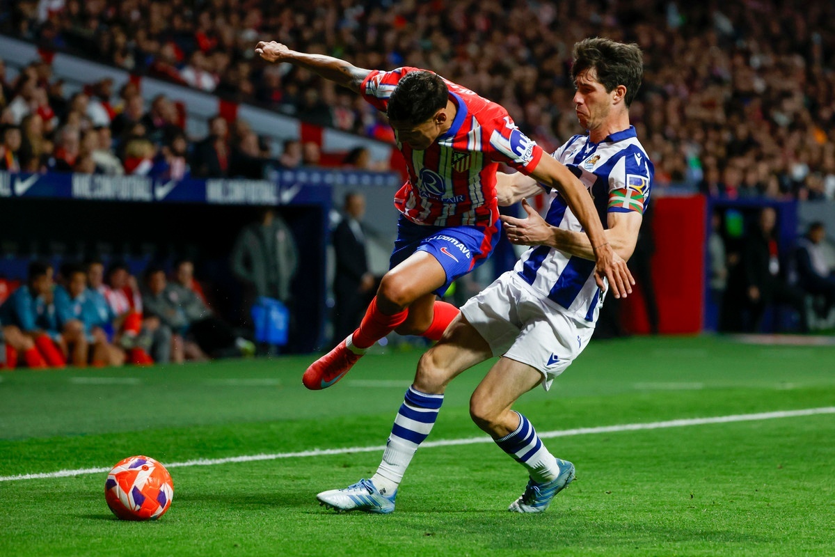Atletico consider offloading Molina amid interest from abroad