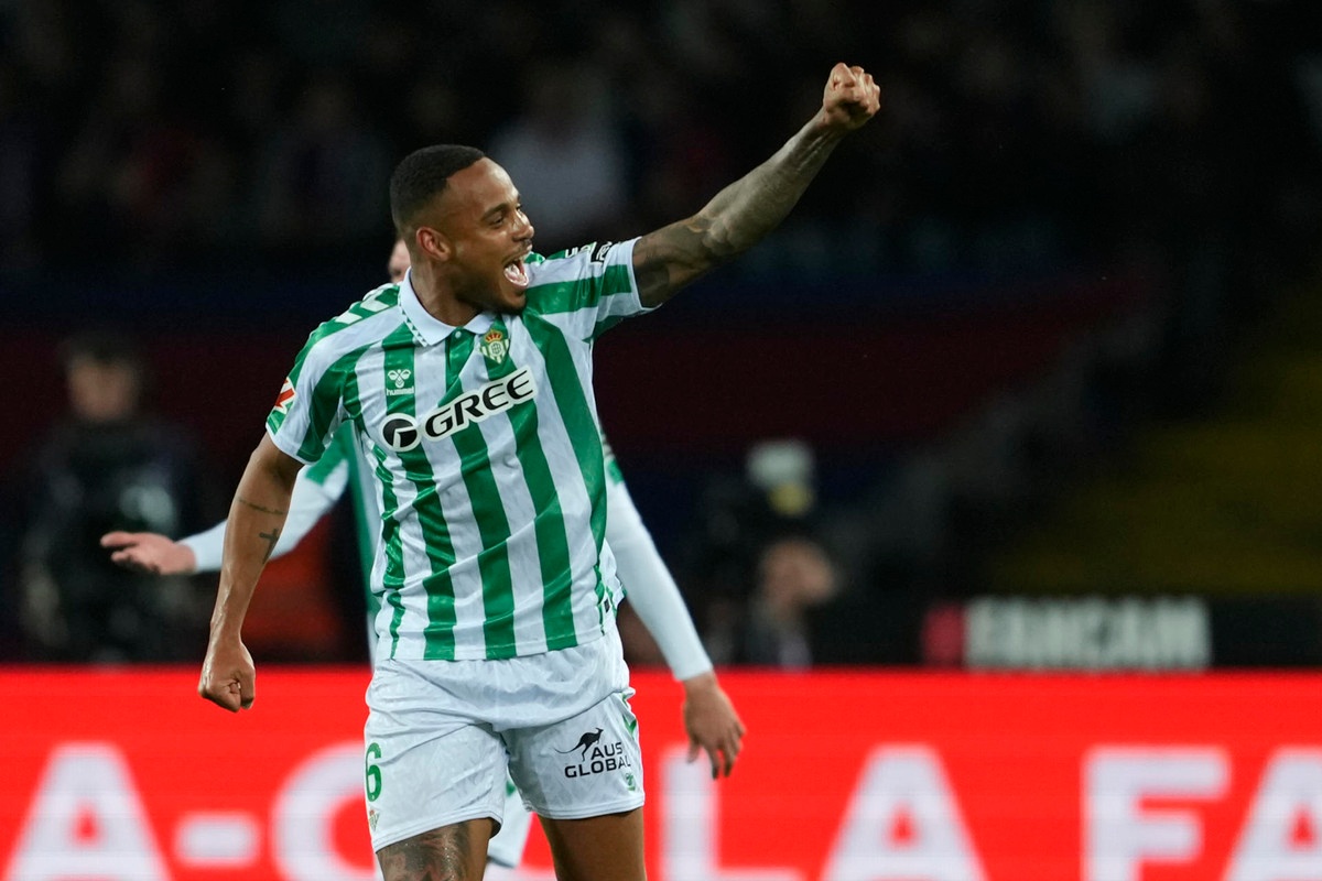 El Betis firma a Natan hasta 2030