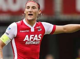 Nemanja Gudelj, jugador del Ájax e internacional con Serbia. Youtube