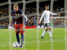 Neymar ainda pensa no Barcelona. EFE