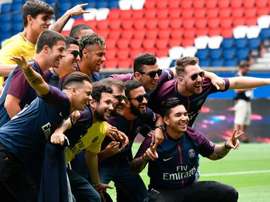La quantité exorbitante que gagnent les Toiss pour être les amis de Neymar. AFP/Philippe Lopez