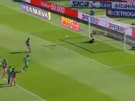 Blandi lanzó el penalti 'a lo panenka'. Twitter/FoxSports