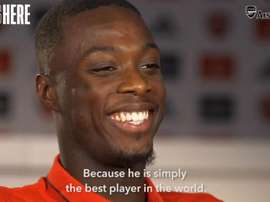 Nicolas Pépé, durante sua primeira entrevista para o Arsenal. ArsenalFC