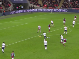 Obiang marcó un verdadero golazo para adelantar a los 'hammers'. SkySports