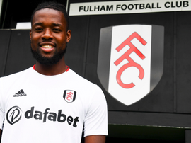 Onamah rejoint Fulham. Fulham