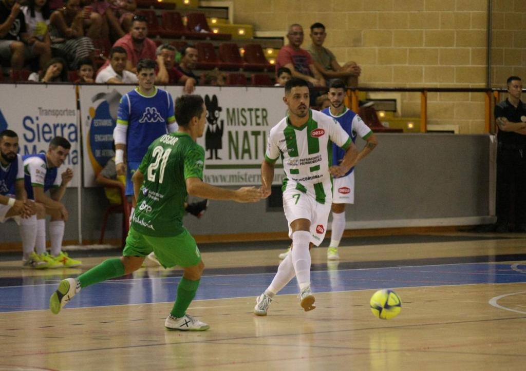 El Valdepeñas busca la primera ante un Córdoba hambriento