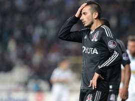Ozyakup disputa un partido con el Besiktas. Twitter