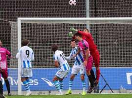 El portero fue intervenido el domingo. Twitter/RealSociedad