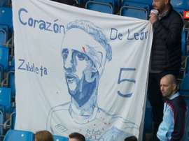 Pancarte dédiée à Zabaleta à l'Etihad Stadium. Twitter