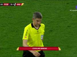 Houve pausa para beber na final da Taça do Rei. Captura/RTVE