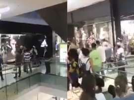 Brutal pelea entre hinchas de Platense y Chacarita. AméricaTV