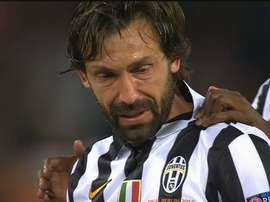 Le légendaire Pirlo annonce sa retraite. 2DF