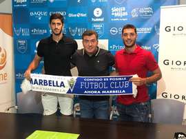 Firman por un año. Twitter/marbella_fc