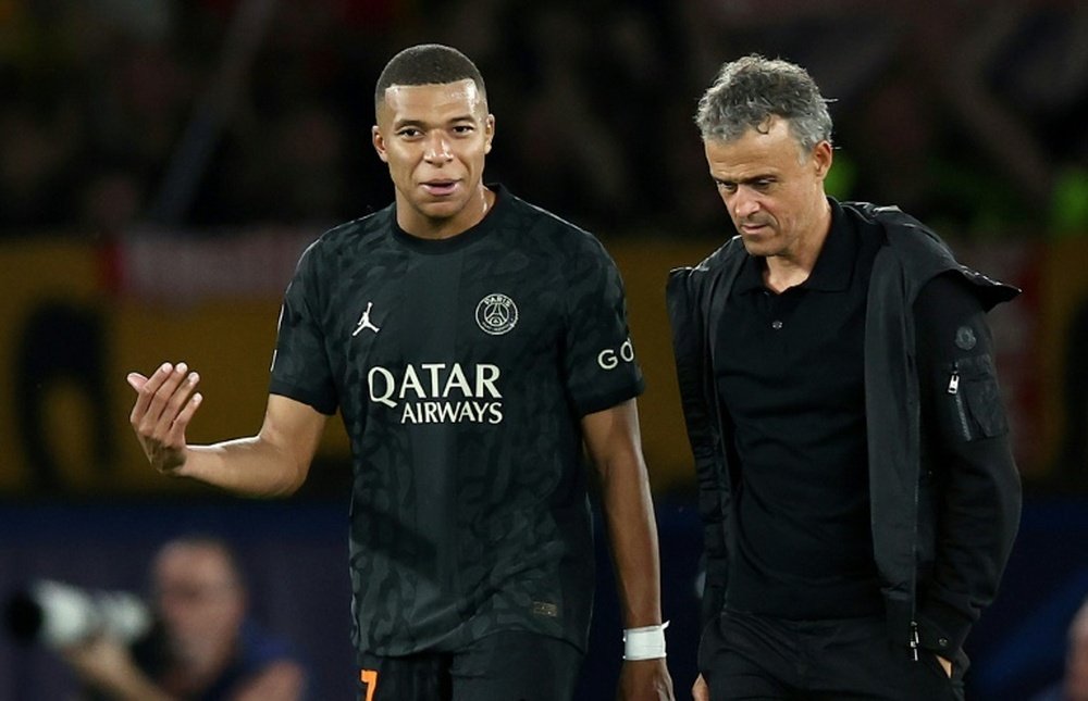 Luis Enrique sobre Mbappé : "É difícil encontrar alguém especial como ele"