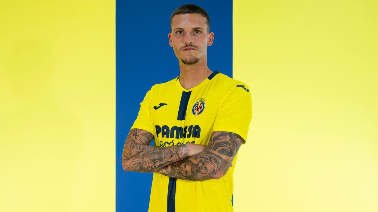 El Villarreal logra la cesión con opción de compra de Rafa Marín