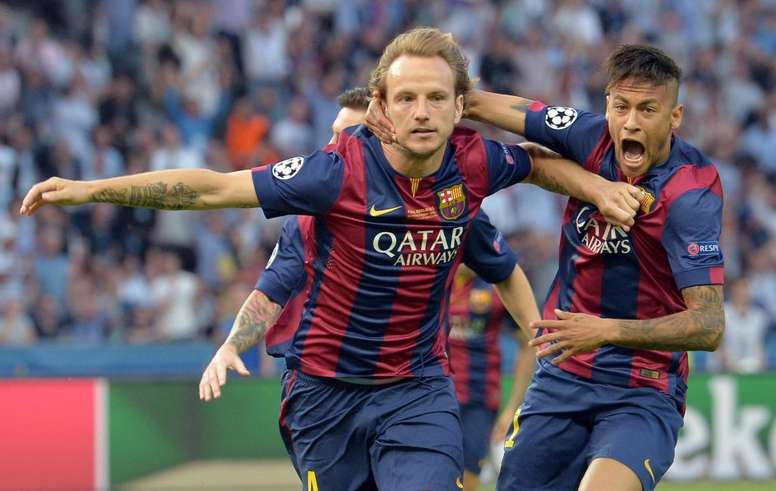 Rakitic celebra su gol en la final de la Champions de Berlín con Neymar.