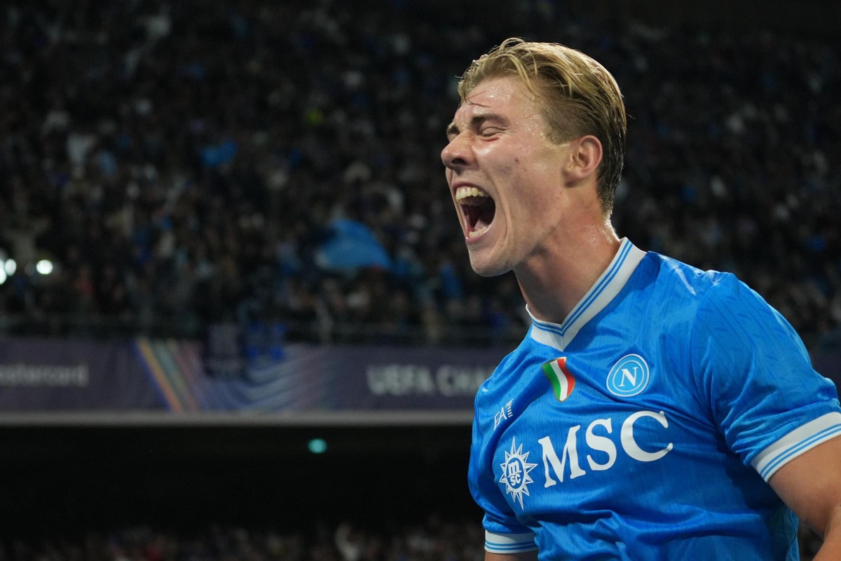 Hojlund punisce la Juve e il Napoli riassapora la vetta