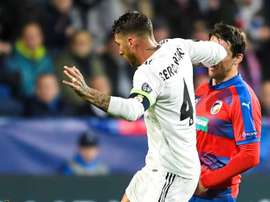 El codazo de Ramos a Havel sigue dando que hablar. EFE