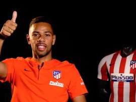 Filipe Luis elogiou Renan Lodi em sua despedida do Atlético. EFE