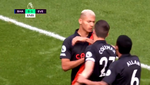 ¿Ansioso por el PSG? ¡Richarlison se peleó por tirar un penalti!