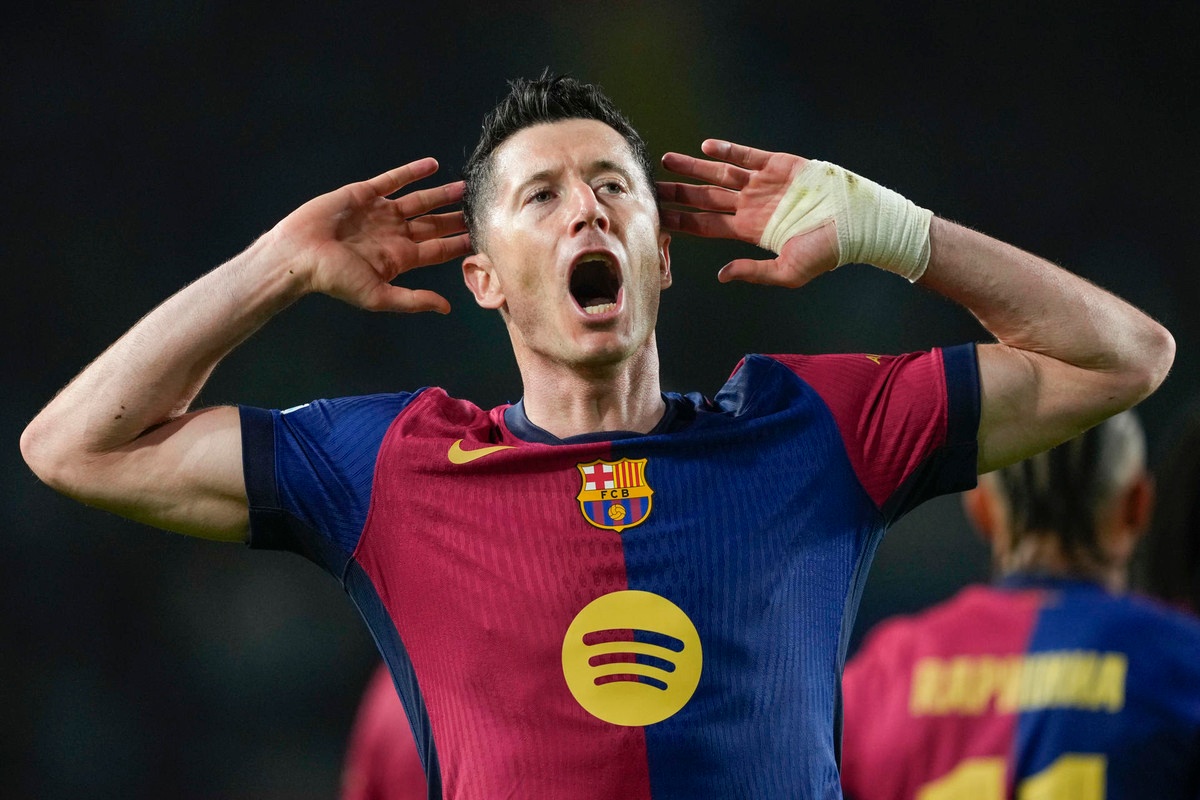Barca announce squad for Champions League semi-final clash with Inter