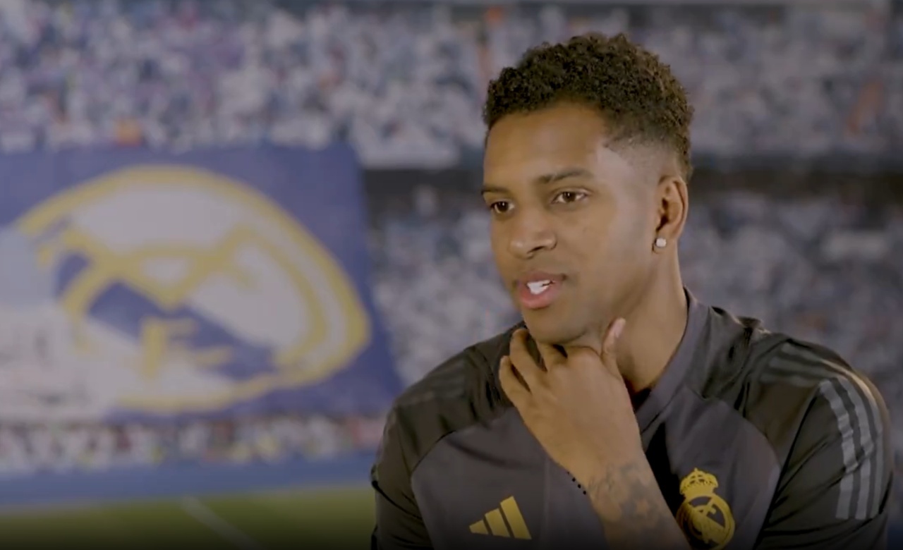 Rodrygo tontea con un adiós: 