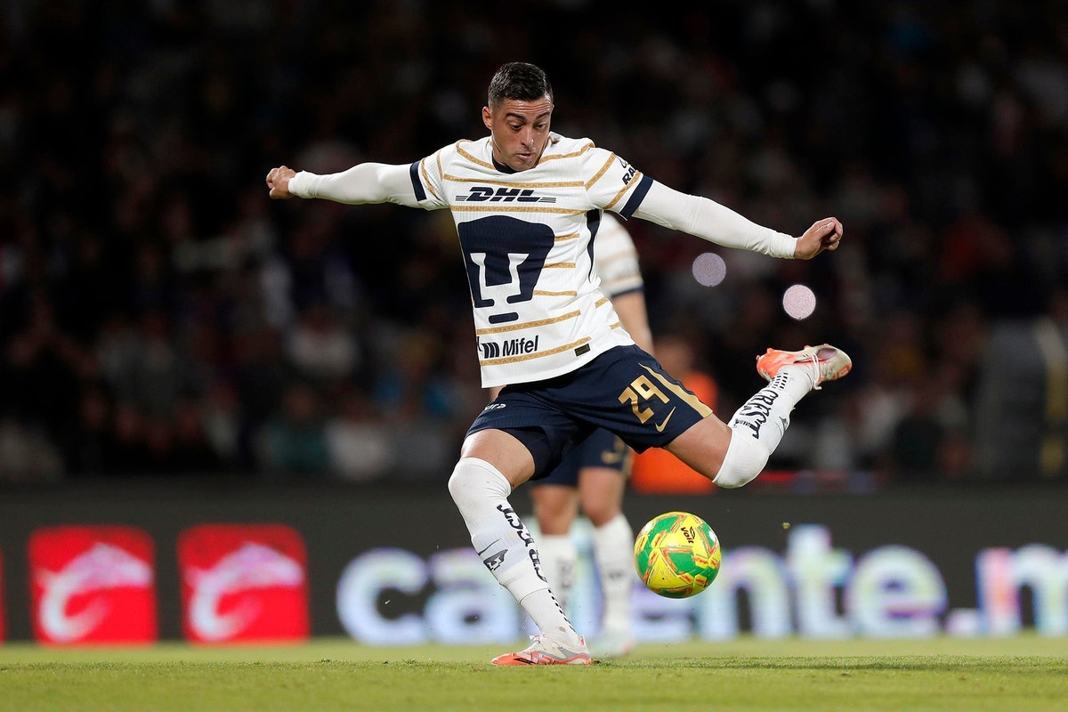Rogelio Funes Mori: el rey de 'Rayados' es ahora un gato entre pumas