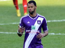 El futbolista aportaría fortaleza y experiencia a la zaga andaluza. RSCA