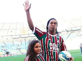 Ronaldinho saying goodbye to supporters at Fluminense. Twitter