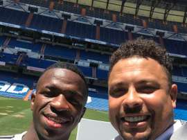 Ronaldo elogiou Vini. Twitter/RealMadrid