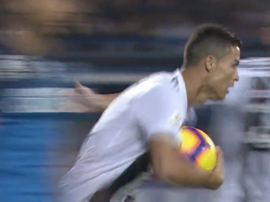 Ronaldo was quick to get back to the halfway line. Captura GOL