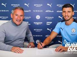 Dias a été présenté comme nouveau joueur citizen. ManchesterCity